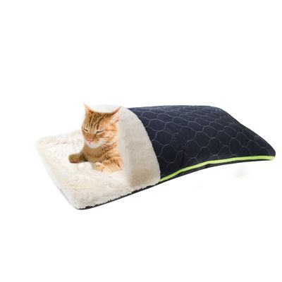 独特なキルトの形ペット ベッドの流行の封筒plush耐久猫のベッド通気性の犬のベッド、猫の洞窟