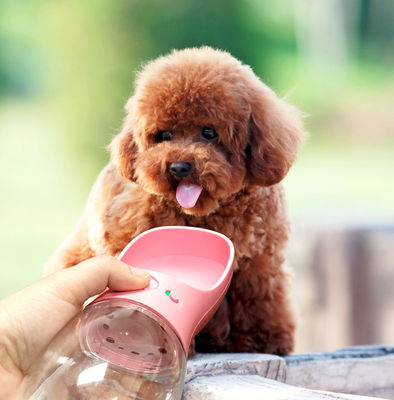 12-20OZ飲み物のコップ歩くことのための携帯用折り畳み式犬の水差し