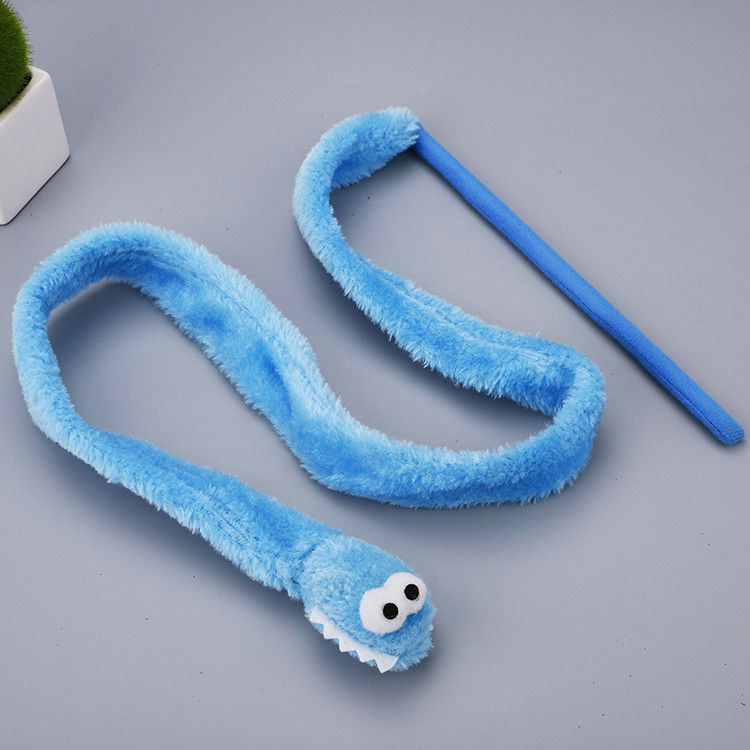 かわいい耐久猫のおもちゃのティーザー ヘビの形の子ネコのPlush細い棒31g