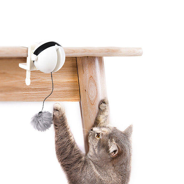 相互電子自動上昇の球猫ペットはおかしい棒猫のティーザーおもちゃをもてあそぶ