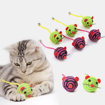 のナイロンひもロープの鐘猫ペットおもちゃはマウス猫のマウスのおもちゃをつかまえる