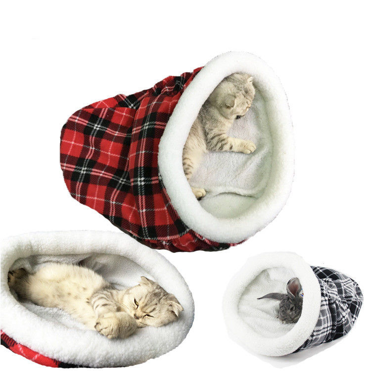 屋外および屋内猫犬快適なペット ベッドの子ヒツジのPlush小犬の寝袋